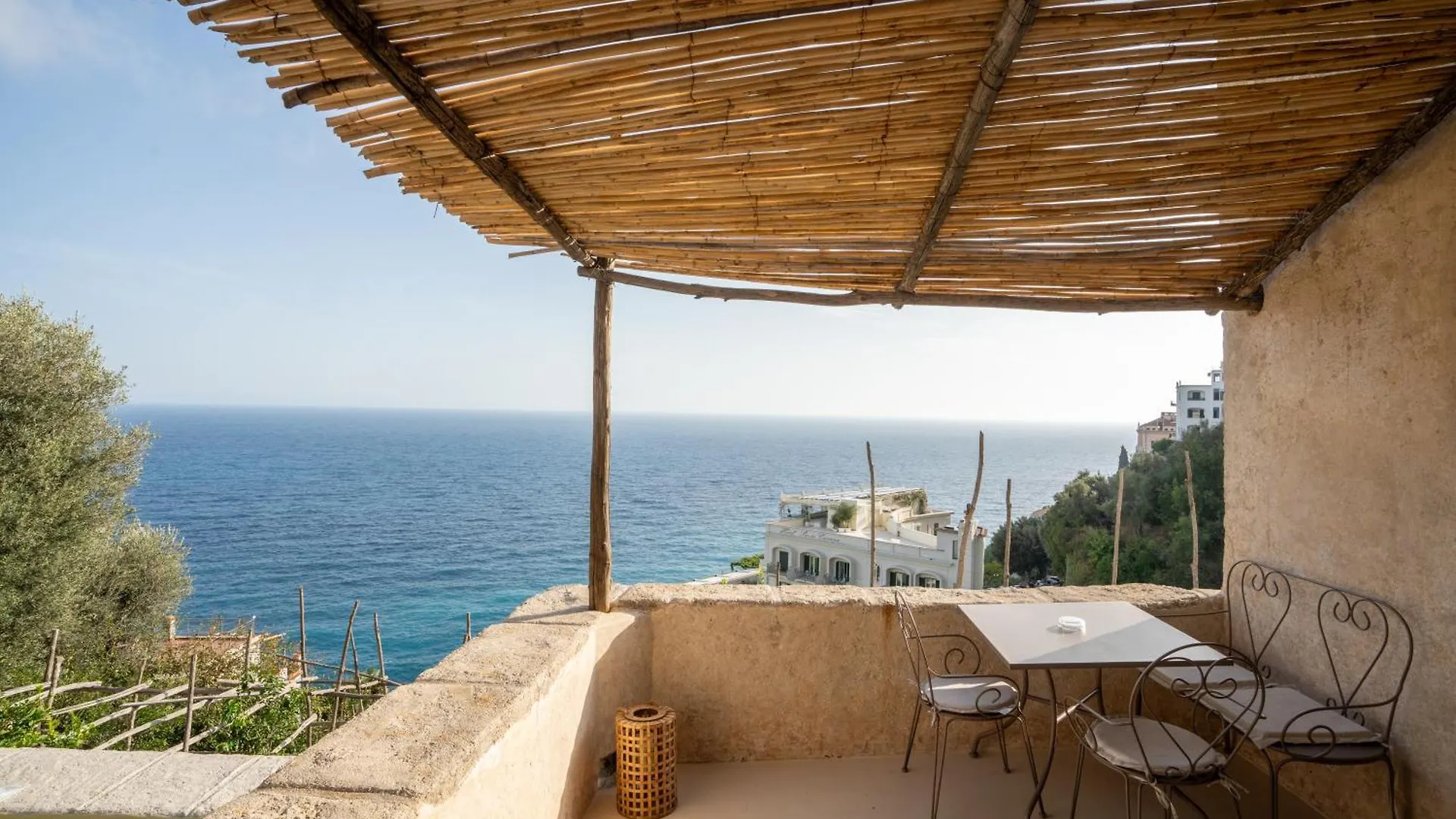 Aurora Apartment In Alma Domus Amalfi Italy